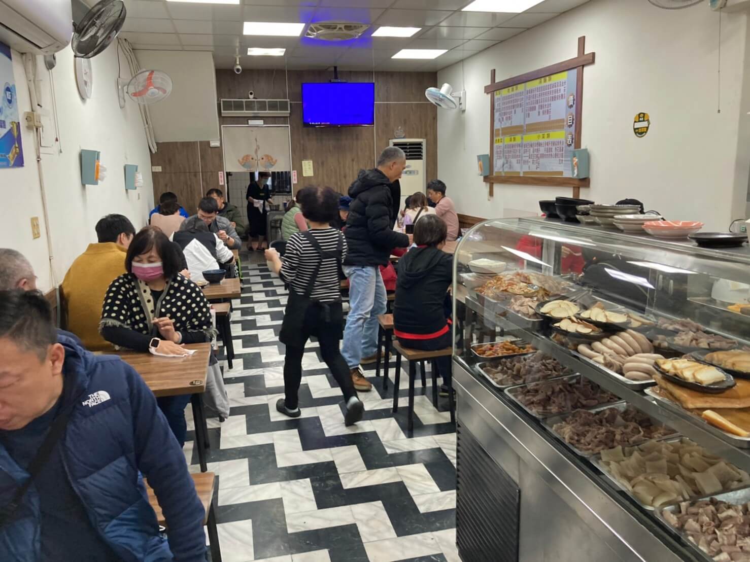 古伯手工米苔目,探索三峽老街美食|粄條、米苔目、豬肝、豬心 - 第11張圖 新北三峽伯手工米苔目