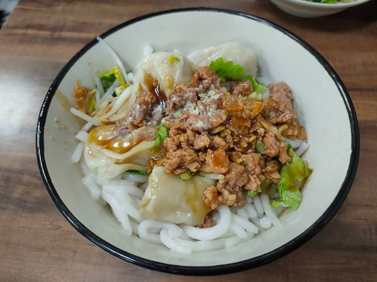 古伯手工米苔目,探索三峽老街美食|粄條、米苔目、豬肝、豬心 - 第4張圖 新北三峽伯手工米苔目