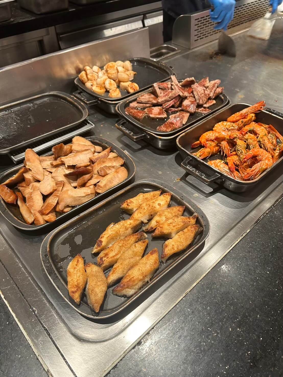 旭集竹北遠百吃到飽,訂位攻略與用餐心得分享!帝王蟹、干貝無限供應 - 第7張圖