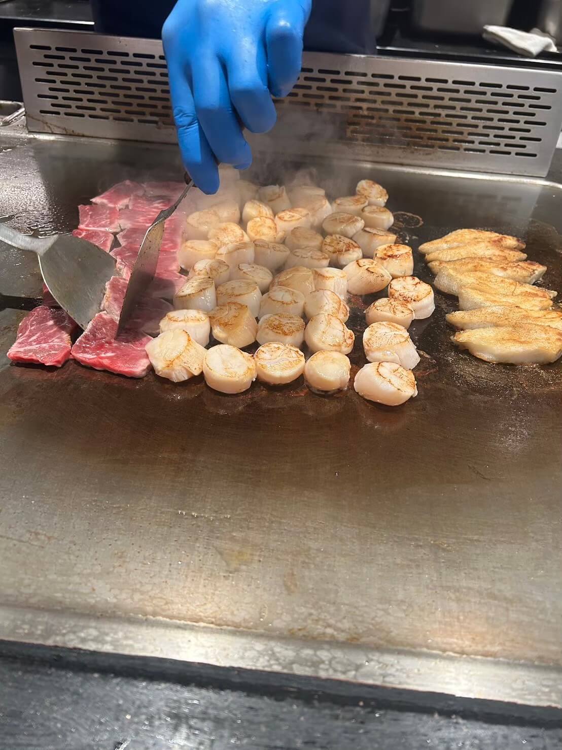旭集竹北遠百吃到飽,訂位攻略與用餐心得分享!帝王蟹、干貝無限供應 - 第6張圖