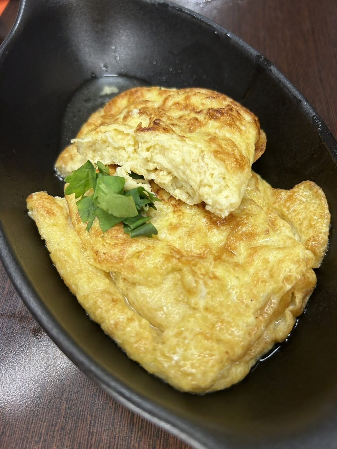新竹巨城龍虎海南雞飯推薦!香蘭葉與川味口水雞多樣異國風味 - 第24張圖
