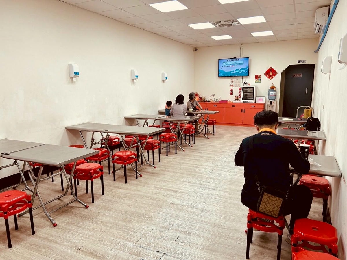 【免費加湯】頭份竹南美食|萬安當歸鴨肉飯|黑金滷汁+溫體鴨 - 第22張圖