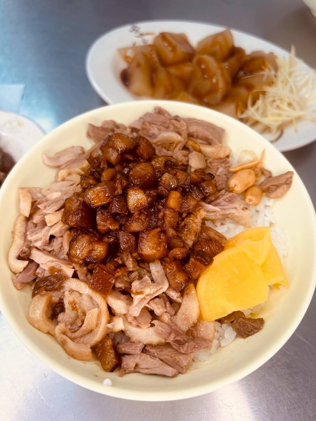 【免費加湯】頭份竹南美食|萬安當歸鴨肉飯|黑金滷汁+溫體鴨 - 第6張圖