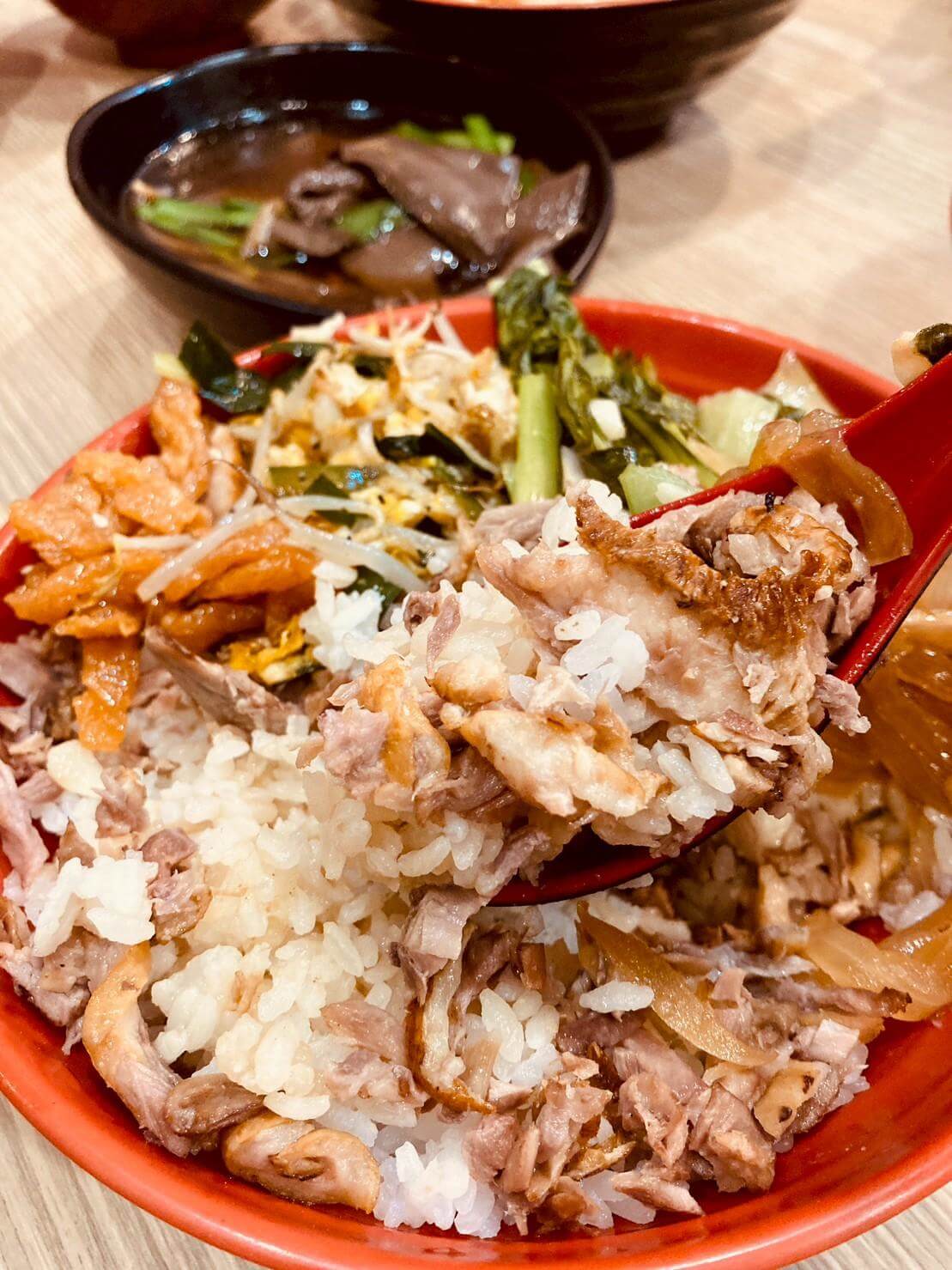 新竹鴨香飯推薦|竹南在地人推薦吳家鴨香飯!46年老字號煙燻鴨肉 - 第6張圖