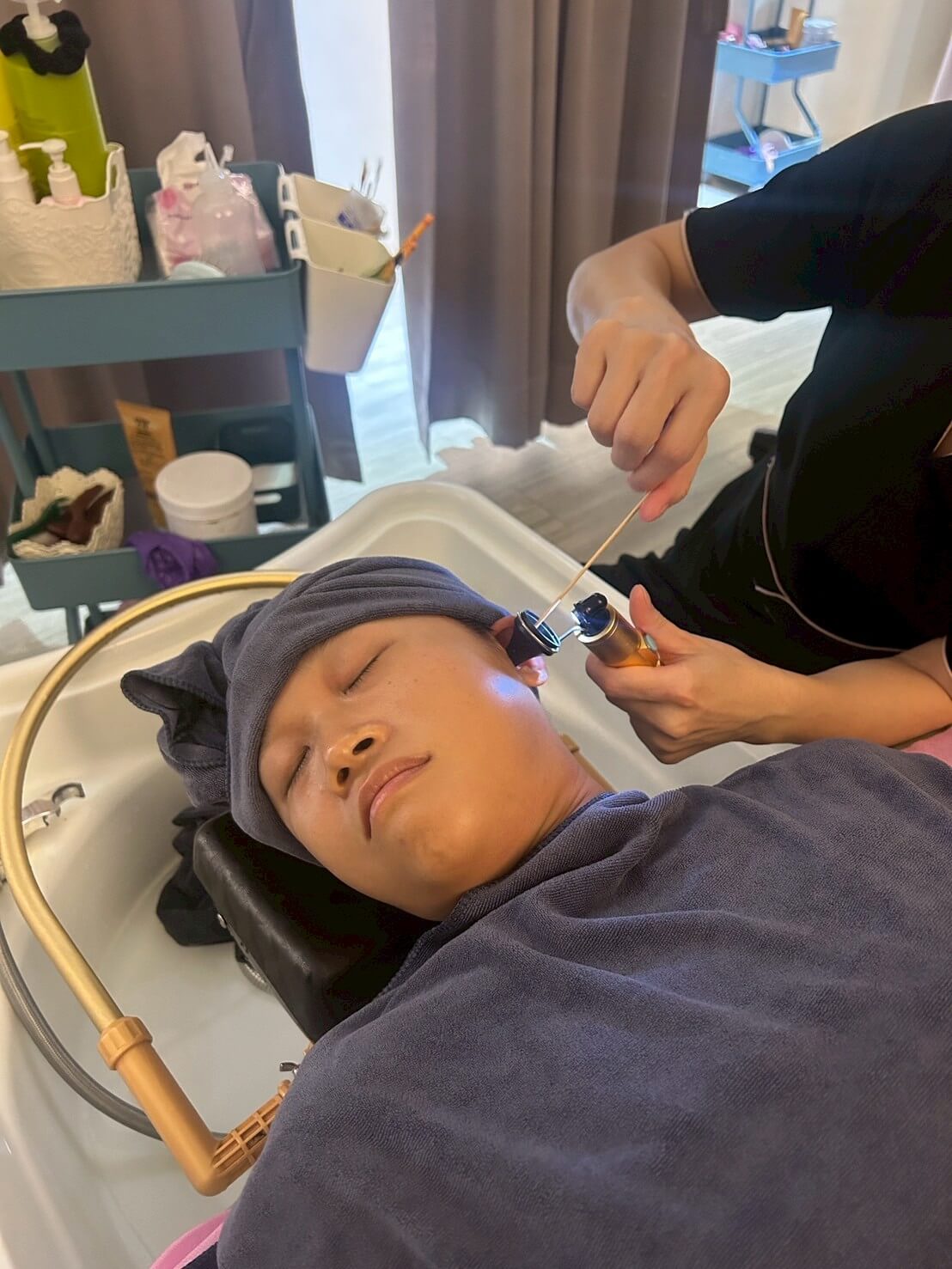 彥霖越式洗髮|泡腳、采耳、頭部SPA、全身指壓按摩,一次滿足!彥霖越式洗髮美容spa - 第17張圖
