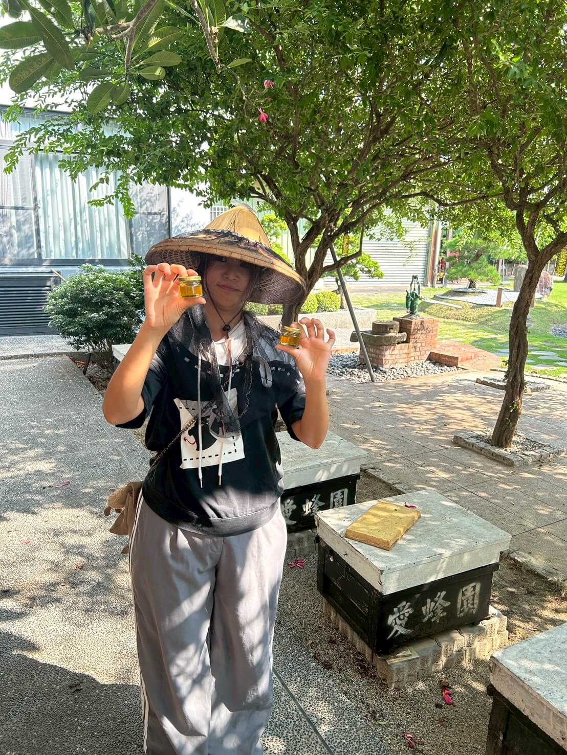 蜜蜂生態導覽體驗|愛蜂園近距離接觸蜂箱、生態解說、採蜜DIY,親子旅遊必訪行程 - 第12張圖