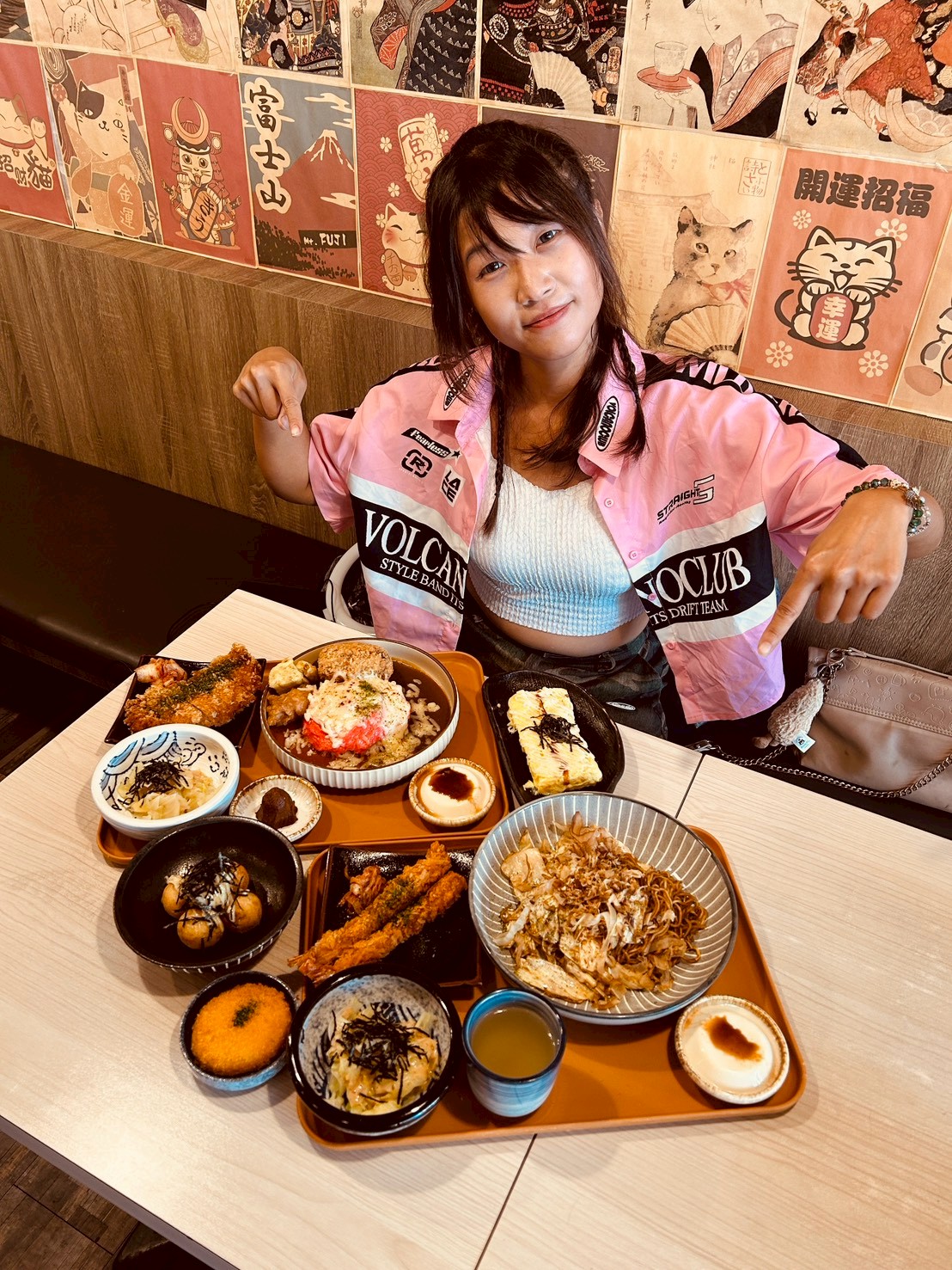 激辛山賊咖哩飯挑戰!喜歡咖哩中原店「炸物+咖哩」免費續飯續醬 - 第2張圖