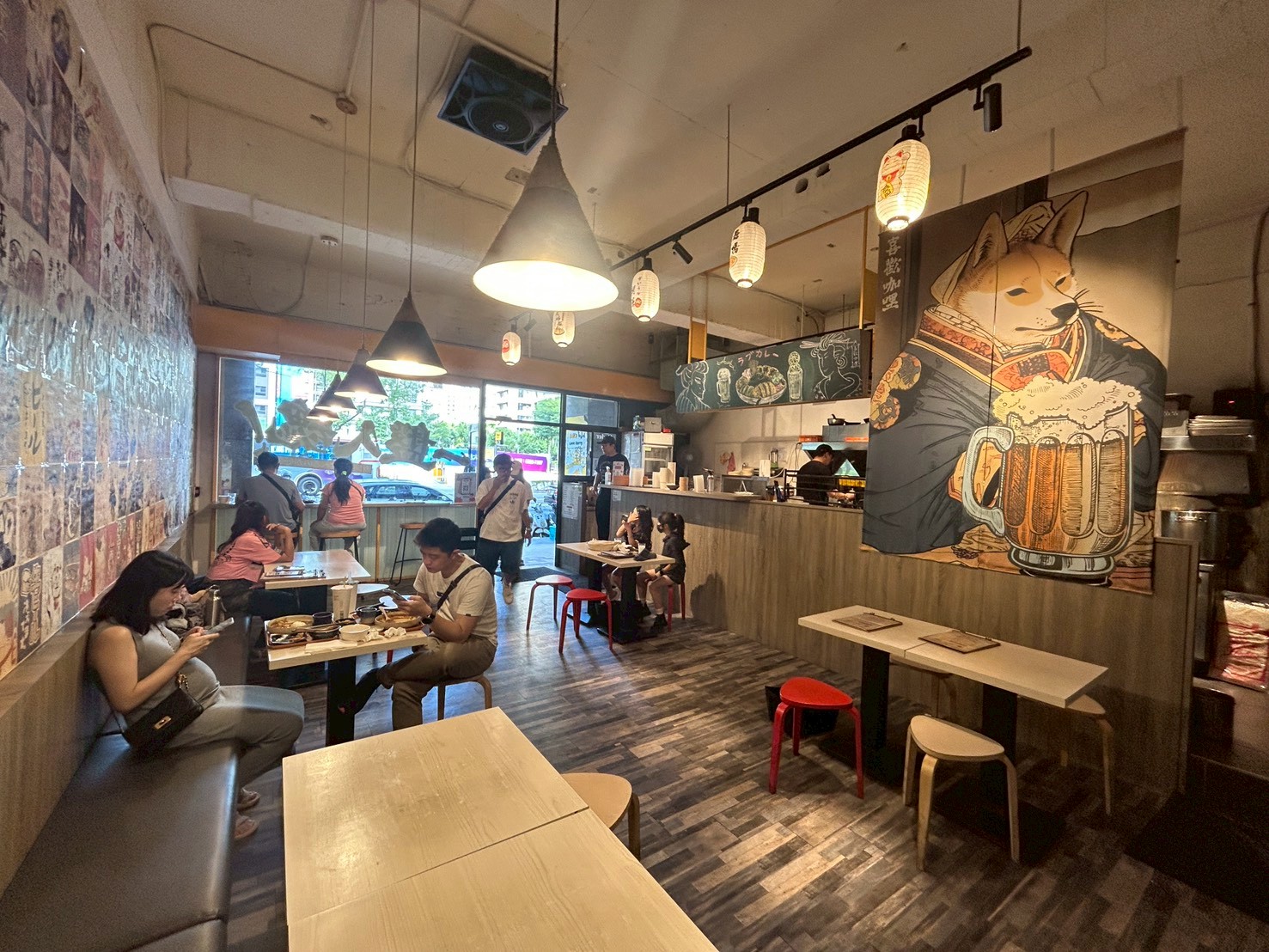 激辛山賊咖哩飯挑戰!喜歡咖哩中原店「炸物+咖哩」免費續飯續醬 - 第27張圖