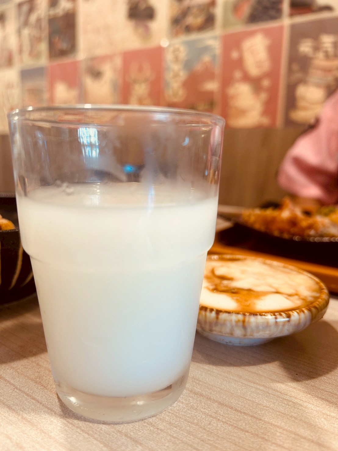 激辛山賊咖哩飯挑戰!喜歡咖哩中原店「炸物+咖哩」免費續飯續醬 - 第30張圖