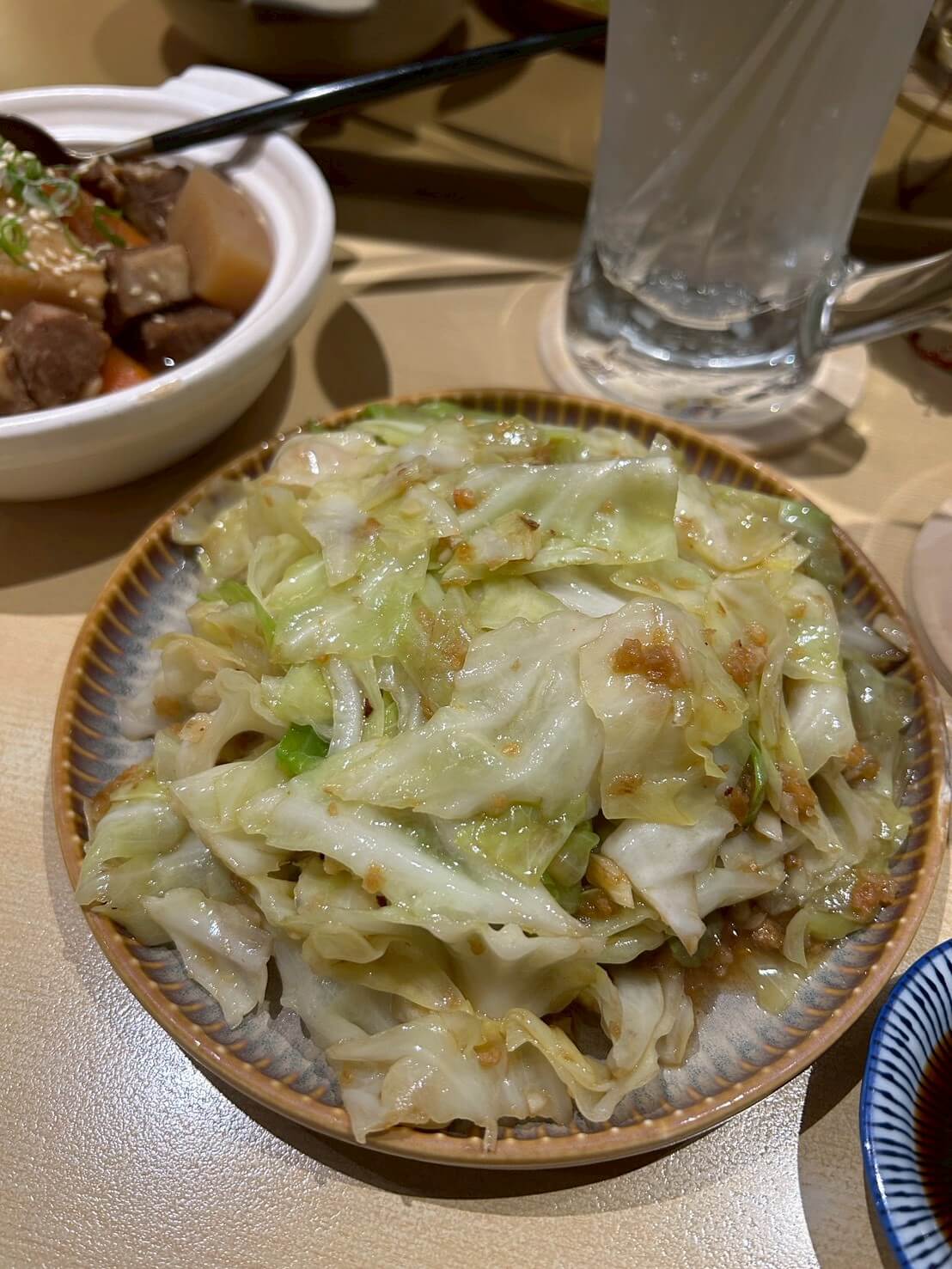 想找新竹餐酒館？福氣廚房｜日式×泰式｜燒烤、鍋物、下酒菜到生魚片